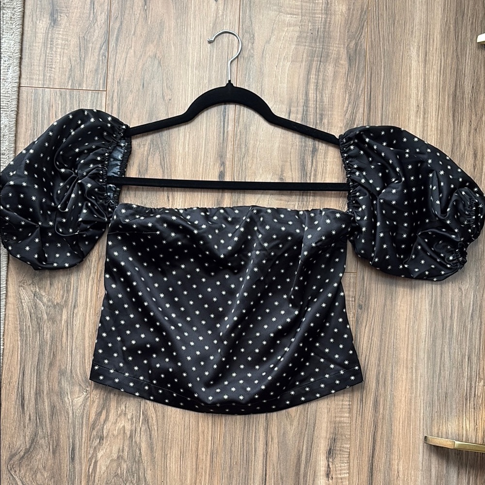 puff sleeve urban top